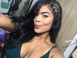 Meet your Posher, Adriana